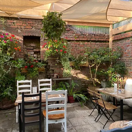 The Lemon Leaf Cafe Bar And Townhouse Kinsale