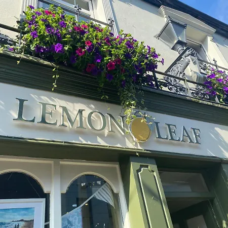 The Lemon Leaf Cafe Bar And Townhouse Konukevi 4*