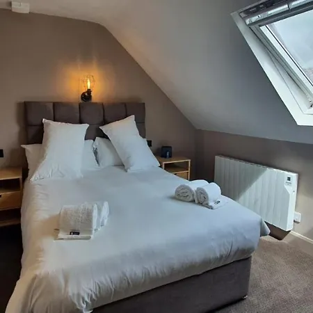 The Lemon Leaf Cafe Bar And Townhouse 4*