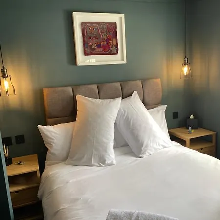 The Lemon Leaf Cafe Bar And Townhouse 4* Kinsale